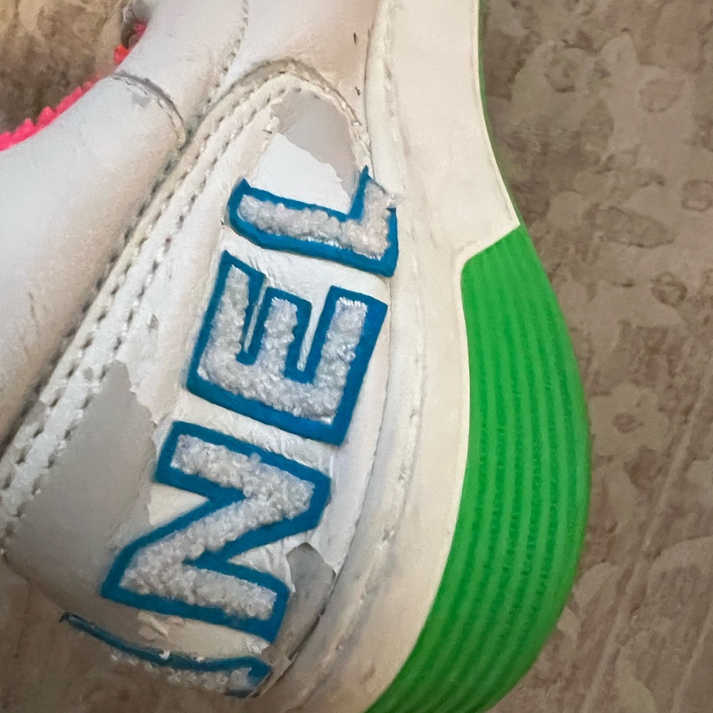 Chanel neon sneakers! Sz 38.5 - Picture 14 of 15